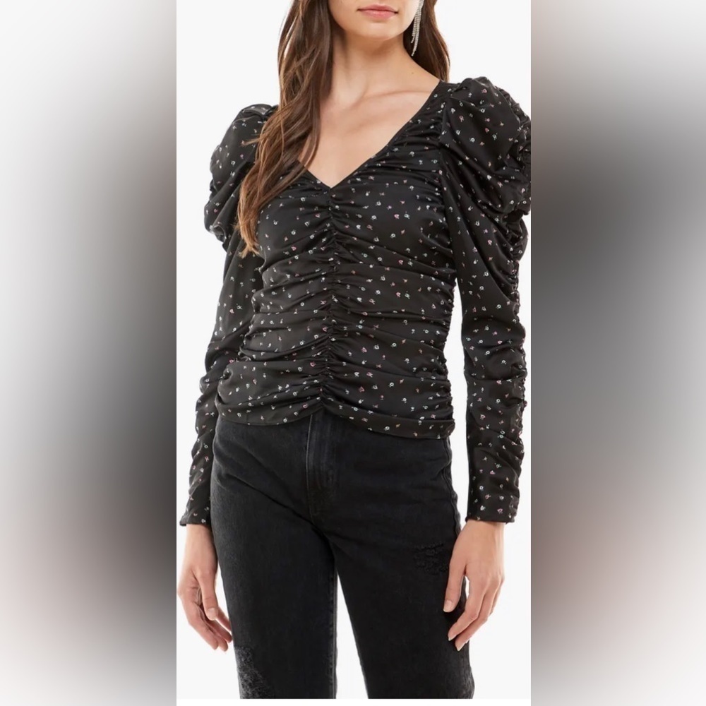 Nwt Wayf Topanga‎ Ruched Long Sleeve Top Size M